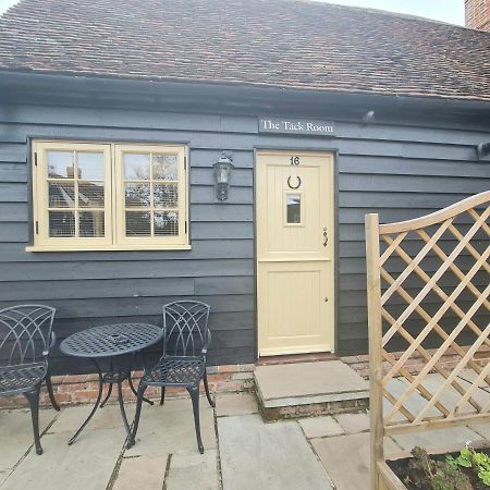 The Harvard Inn Stock Exterior foto