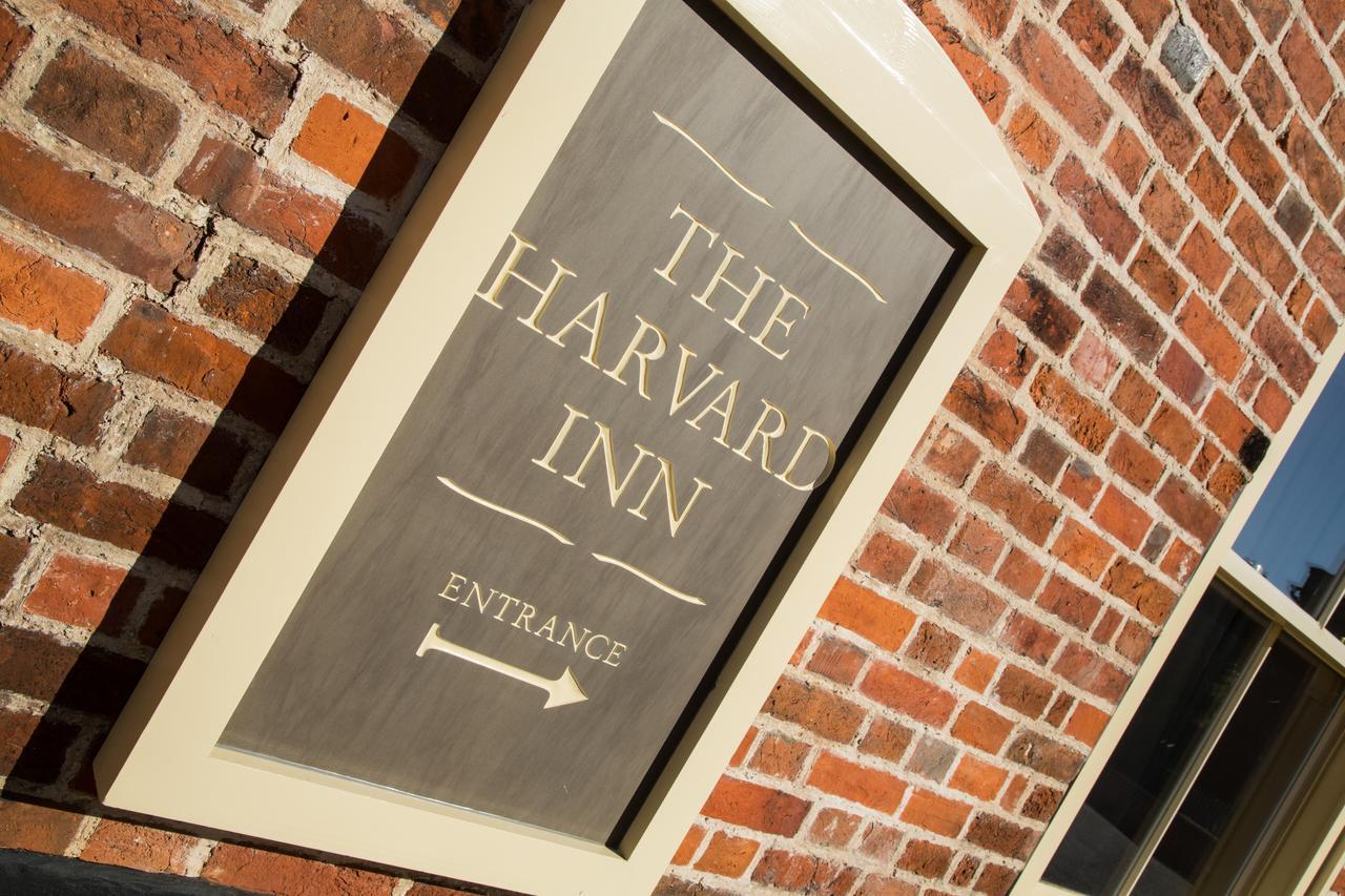 The Harvard Inn Stock Exterior foto